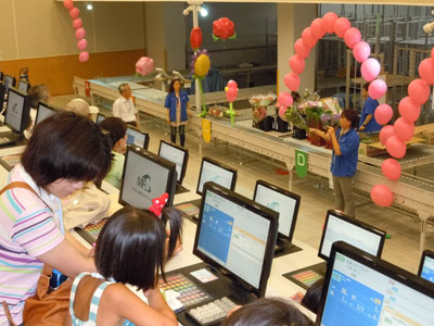 愛知名港花き市場で花育教室。本番さながらのセリも体験